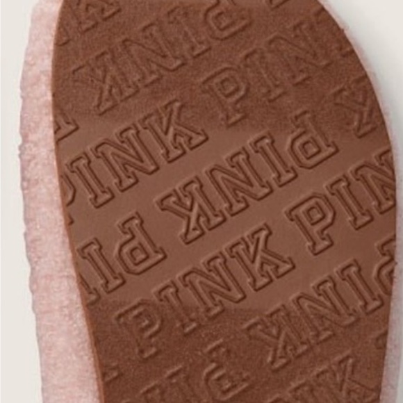Victoria's secret pink cozy plush clogs - price firm - Picture 5 of 5